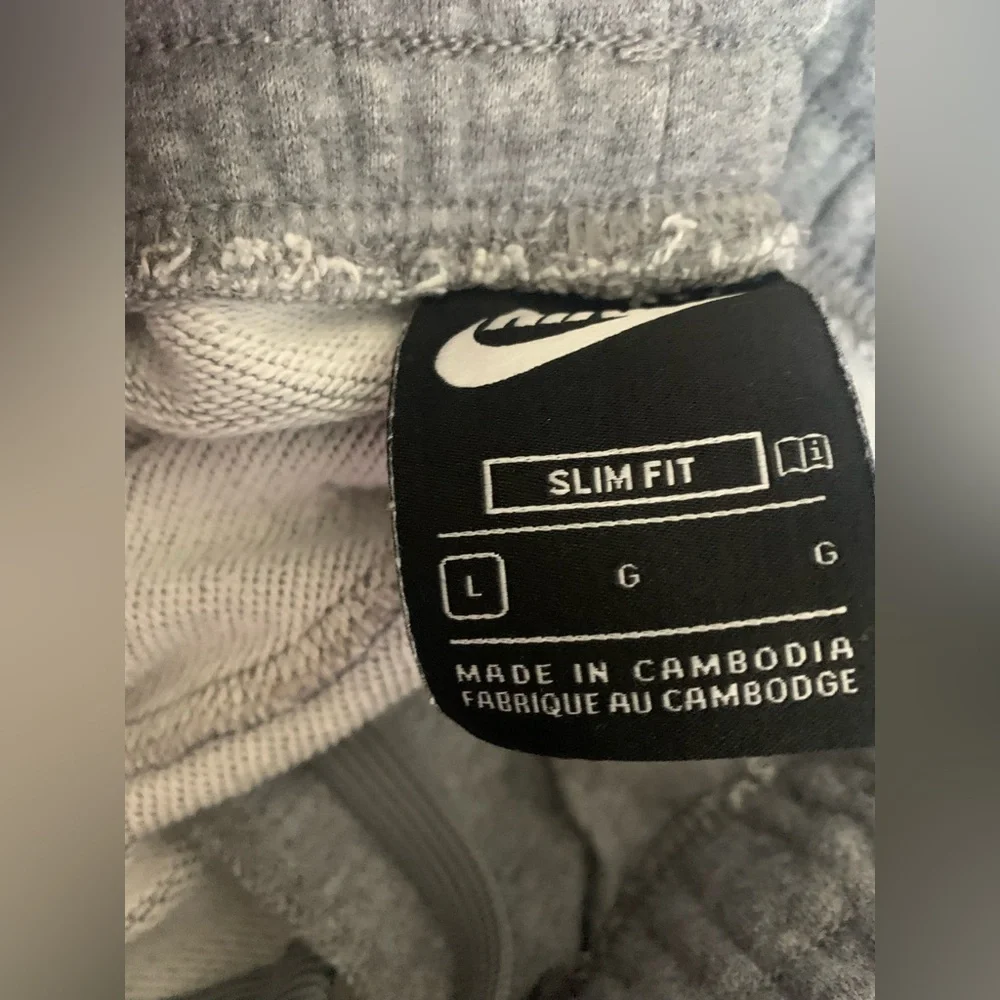 Nike Slim Fit sweat pants - Picture 3 of 4